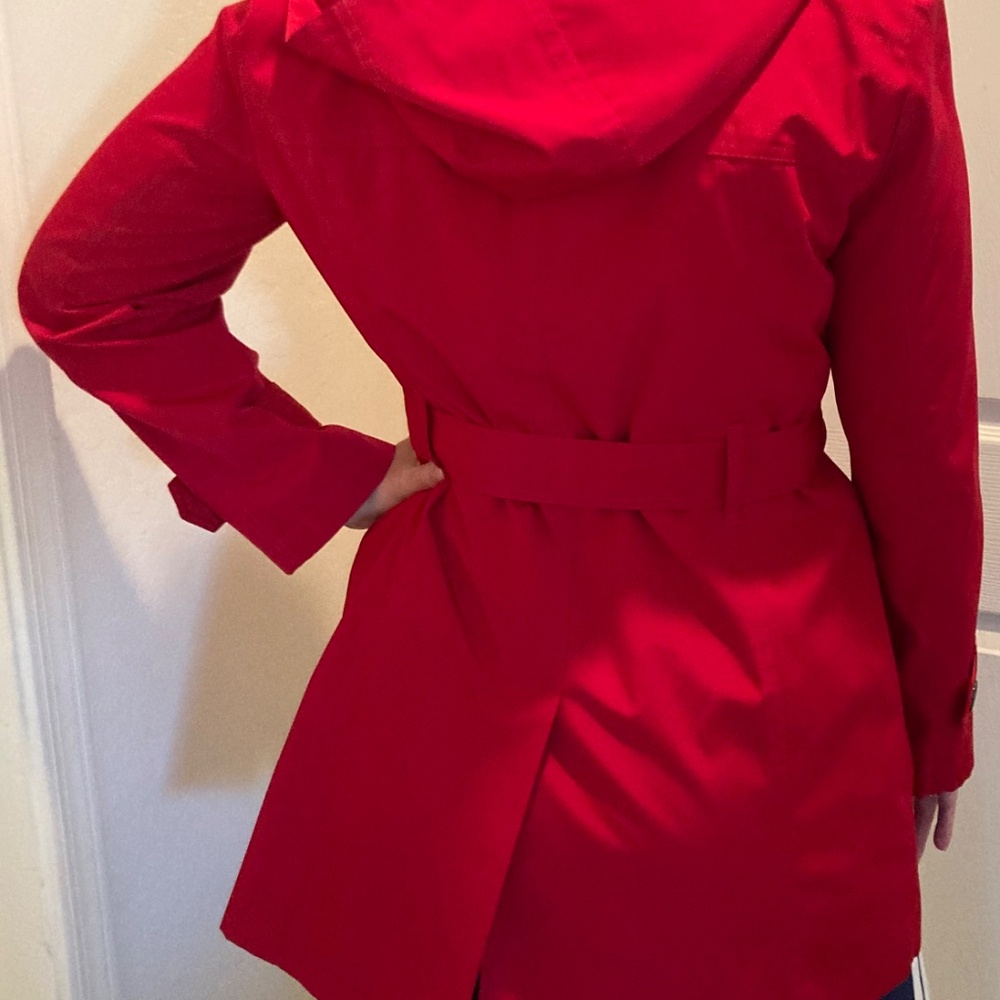 NWT London Fog Women's Trench Belted Red Rain Coat Size M with Removable Hood - Picture 2 of 9